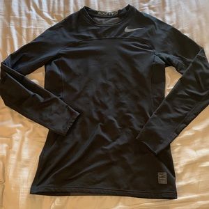 Nike Pro Hyperwarm shirt